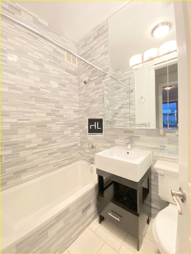 Building Photo - W 52ND ST.