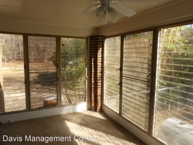 Building Photo - 2 br, 1 bath House - 114  Cook Road
