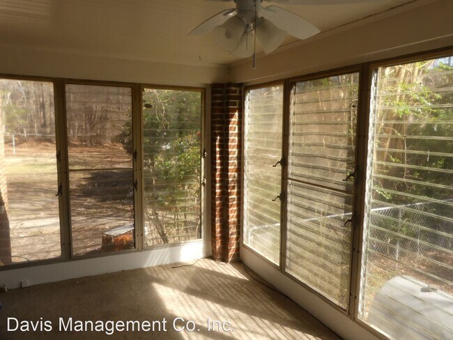 Foto del edificio - 2 br, 1 bath House - 114  Cook Road