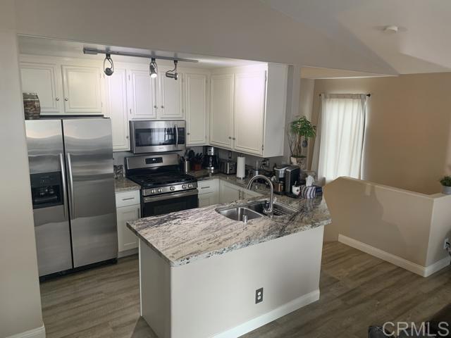 Building Photo - 412 Sanibelle Cir