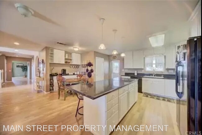 Building Photo - 6 br, 5 bath House - 24450 Malaga Rd