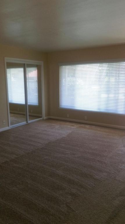 Foto principal - 55 Evandale Ave