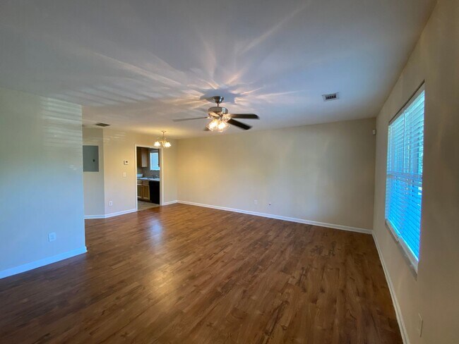 Foto del edificio - BRIDGEWATER HOME! PRE-LEASING FOR AUGUST 2026!