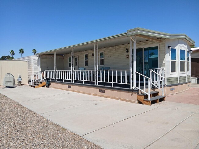 Foto del edificio - 9797 E 32nd St