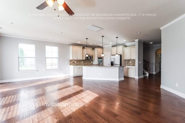 Building Photo - 111 Rainberry Dr