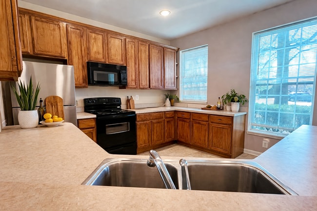 Foto del edificio - 6514 Daytona Ct