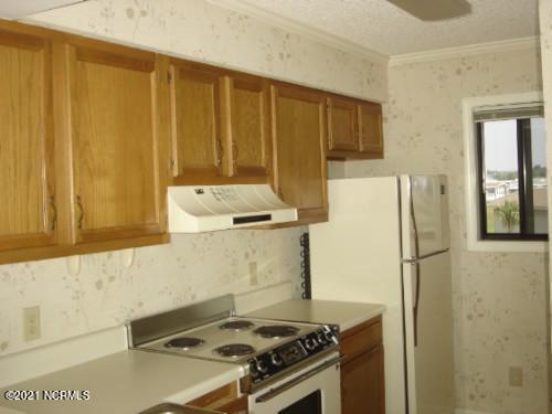 Building Photo - 650 Cedar Point Blvd