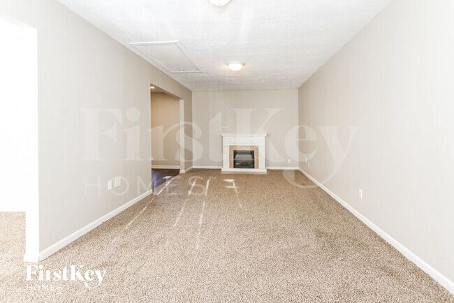 Foto del edificio - 955 Ridgewood Dr