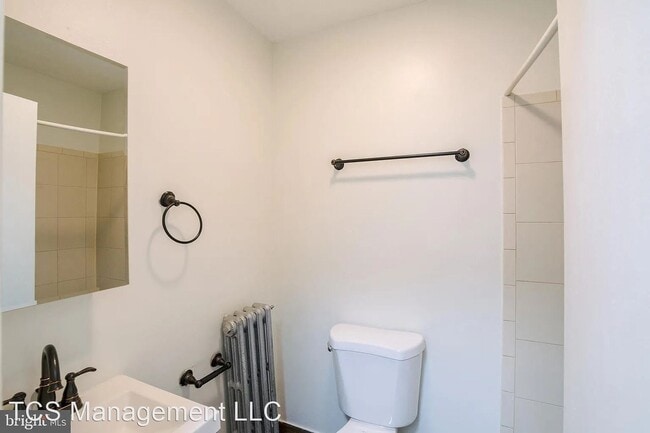 Building Photo - 3 br, 1 bath House - 1902 S 5th St