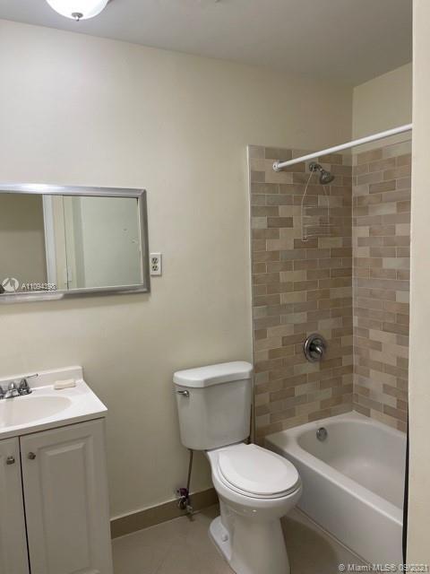 Building Photo - 8240 SW 47th Terrace