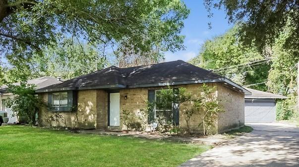 Foto del edificio - 15234 Wickbriar Dr