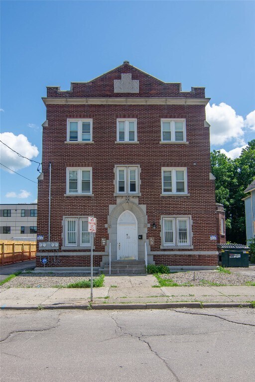 Foto principal - 30 Fayette St