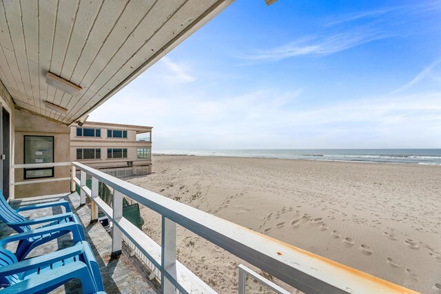 Primary Photo - 1015 Mandalay Beach Rd