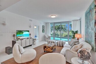 Building Photo - 2627 S Bayshore Dr