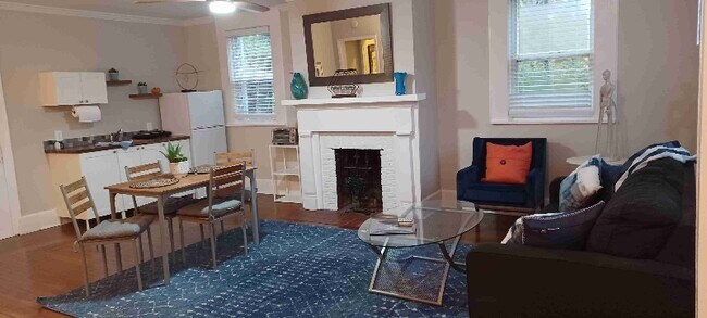 Foto del edificio - 676 Asbury Rd