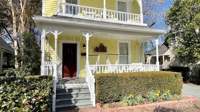 Building Photo - 513 N Pine St