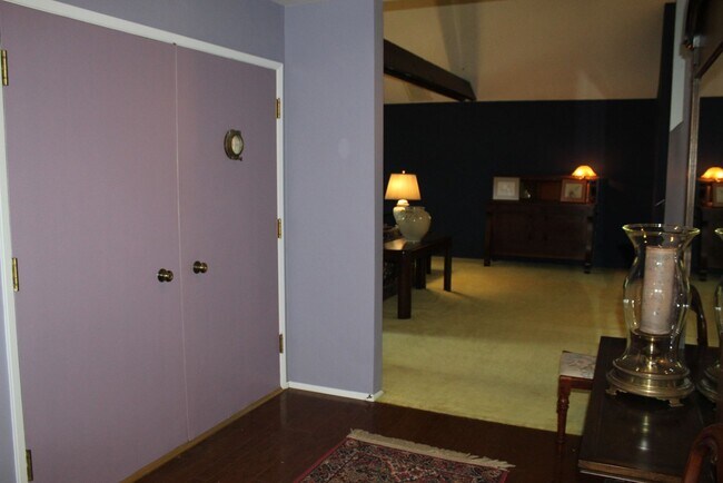 Foto del edificio - Unique Bakersfield Home for Rent Bakersfiled Country Club