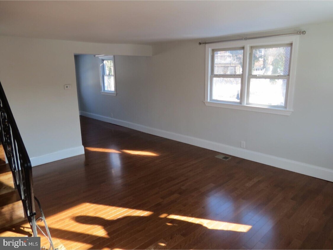 143 Osborn St, Philadelphia, PA 19128 House Rental in Philadelphia