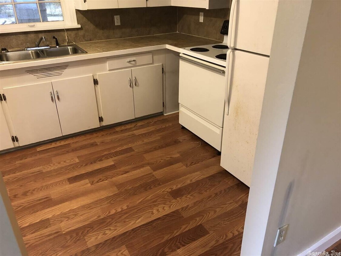 914 Jackman St, Benton, AR 72015 House for Rent in Benton, AR