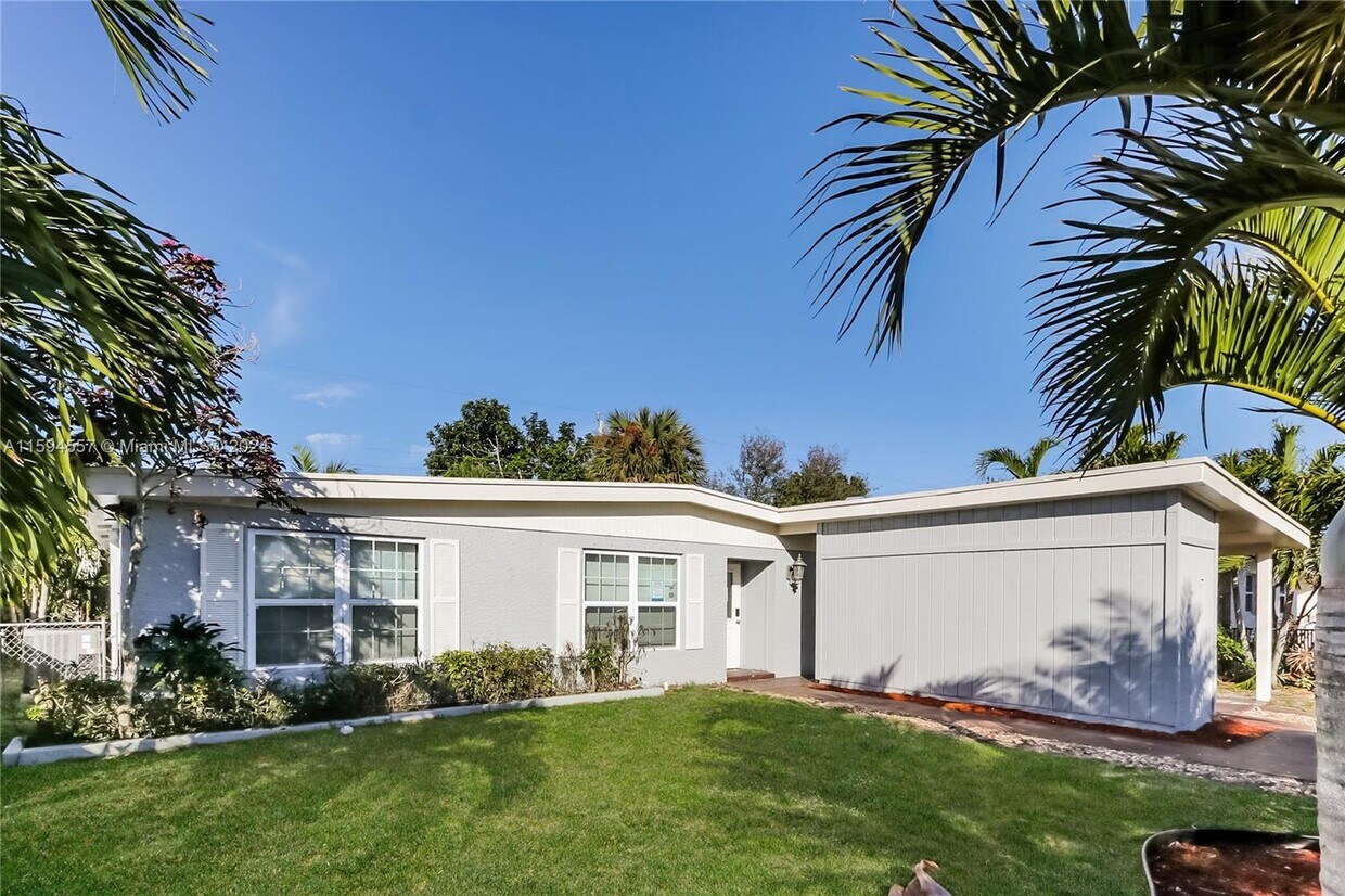 Primary Photo - 763 Orchid Dr