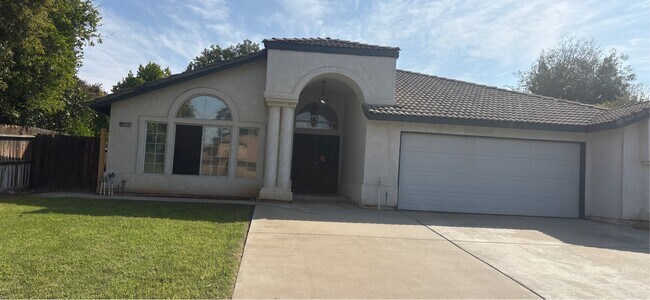 Building Photo - 735 Bliss Ave