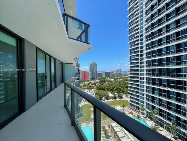 Foto del edificio - 1300 S Miami Ave