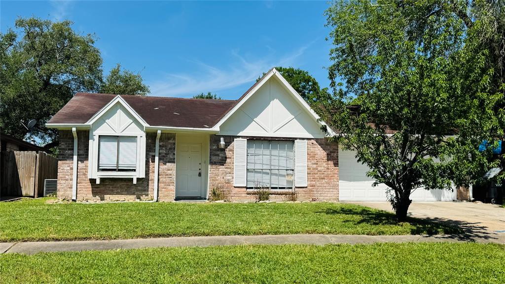 Primary Photo - 10418 Towne Oak Ln