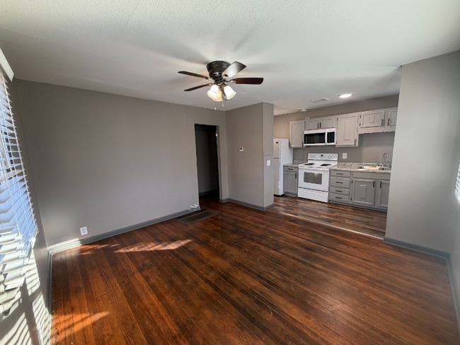 Foto del edificio - 635 S 3rd St