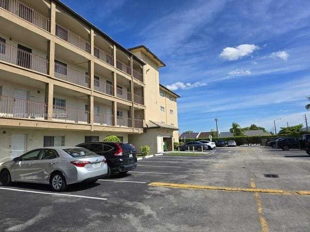 Foto del edificio - 8851 NW 119th St