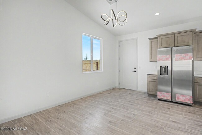 Foto del edificio - 827 E 33rd St