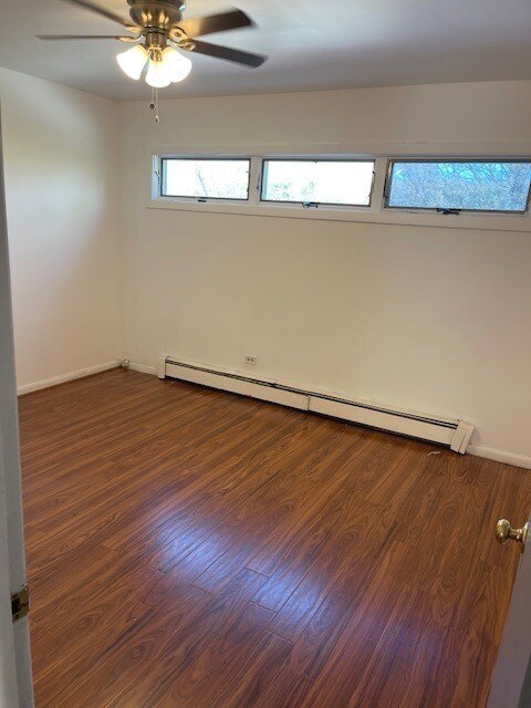 Foto del edificio - 523 N Pleasant Dr