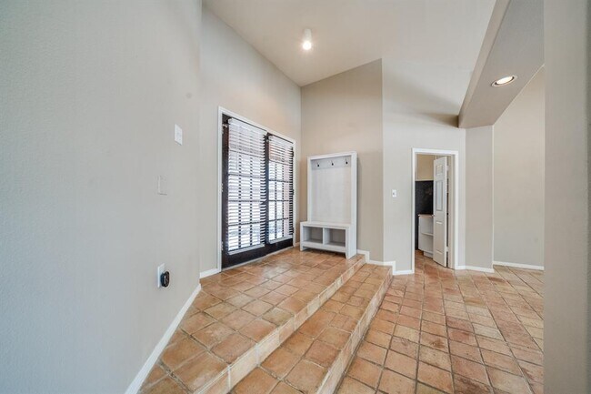 Building Photo - 26 Cedar Chase Pl