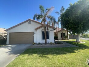 Building Photo - 78880 Sanita Dr