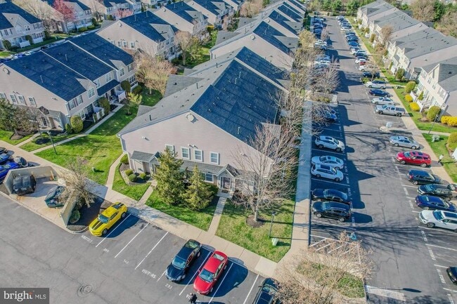 Foto del edificio - 3908 Grenwich Ln