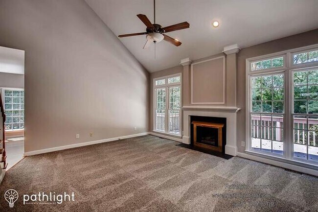 Building Photo - 6000 Hunter Lane, Matthews, NC, 28104