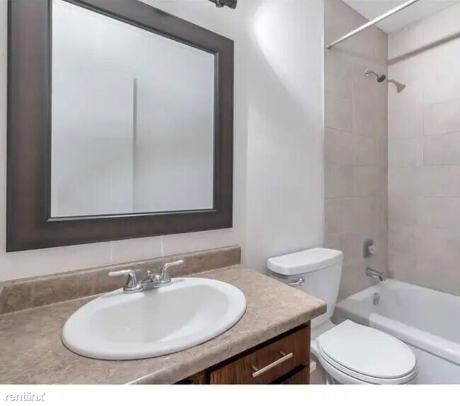 Foto del edificio - 3 br, 1.5 bath Condo - 1709 Cato Circle 1