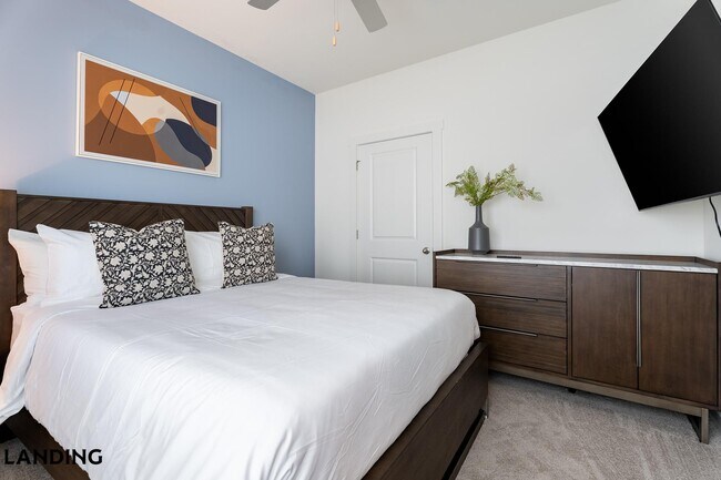 Foto del edificio - 3164 Mulberry Blvd