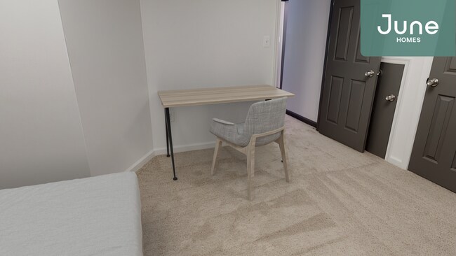 Foto del edificio - ROOM ONLY in 5-bed/2.0-bath Home