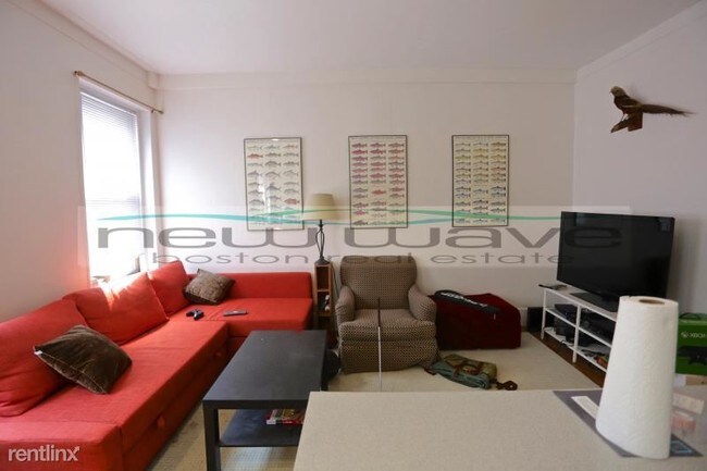 Building Photo - 90A W Cedar St