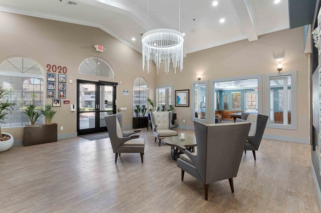 Amplia casa club para residentes - Destinations Pebble 55+ Active Adult Apartment Homes