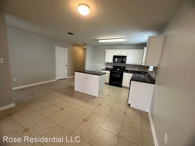 Building Photo - 3 br, 2 bath House - 6014 Bear Cyn