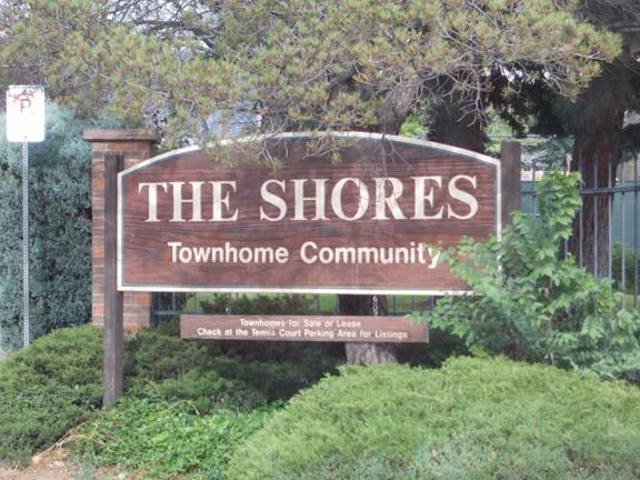Primary Photo - 31 Lakeshore Dr NE