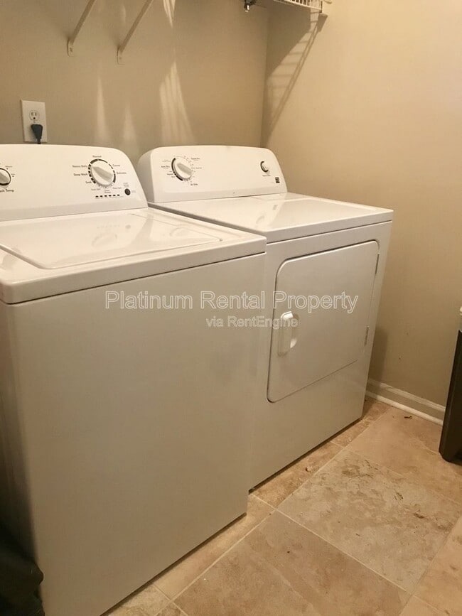 Photo - 1740 Spring Hill Cove House