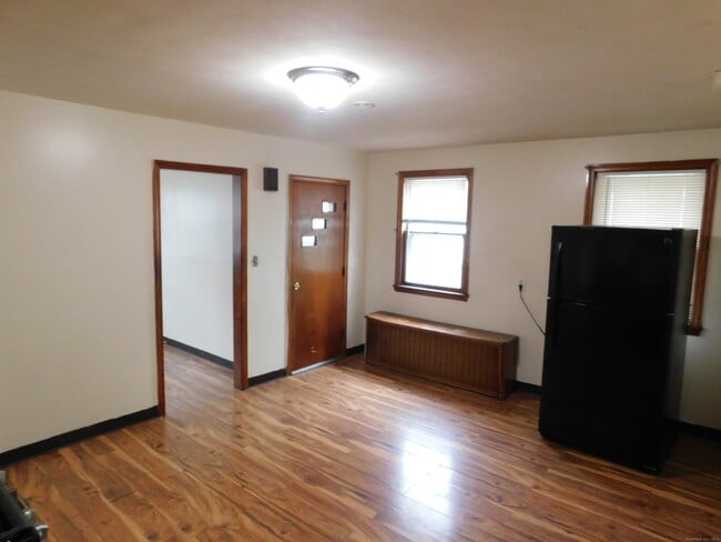 Foto del edificio - 88 Oak St