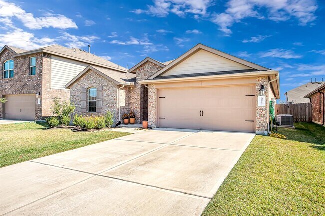 Foto del edificio - 3023 Dripping Springs Ct