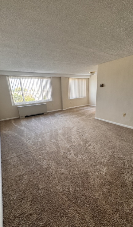 Interior Photo - Summit Hills