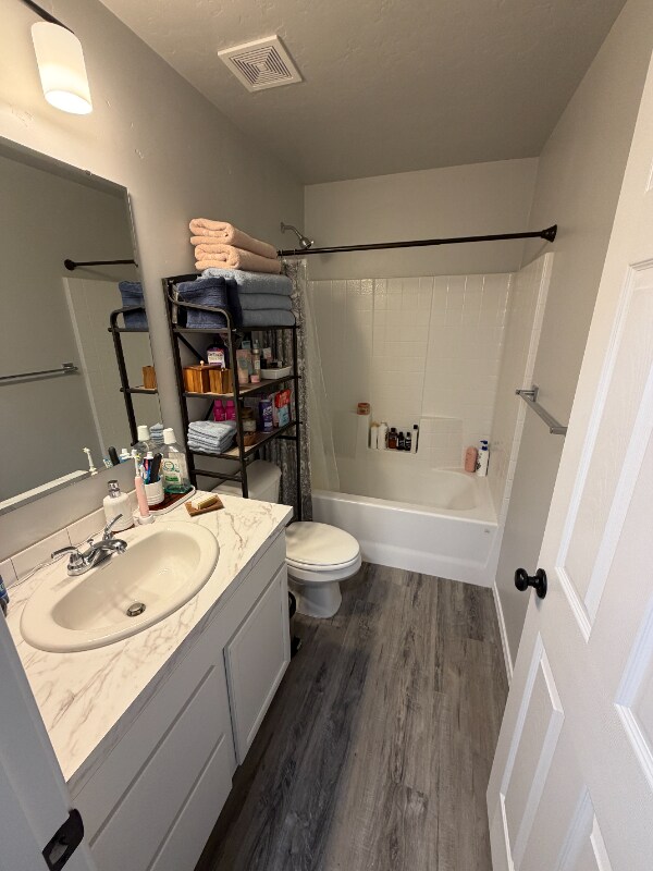 Foto del edificio - 1840 SW Sparrow Pl