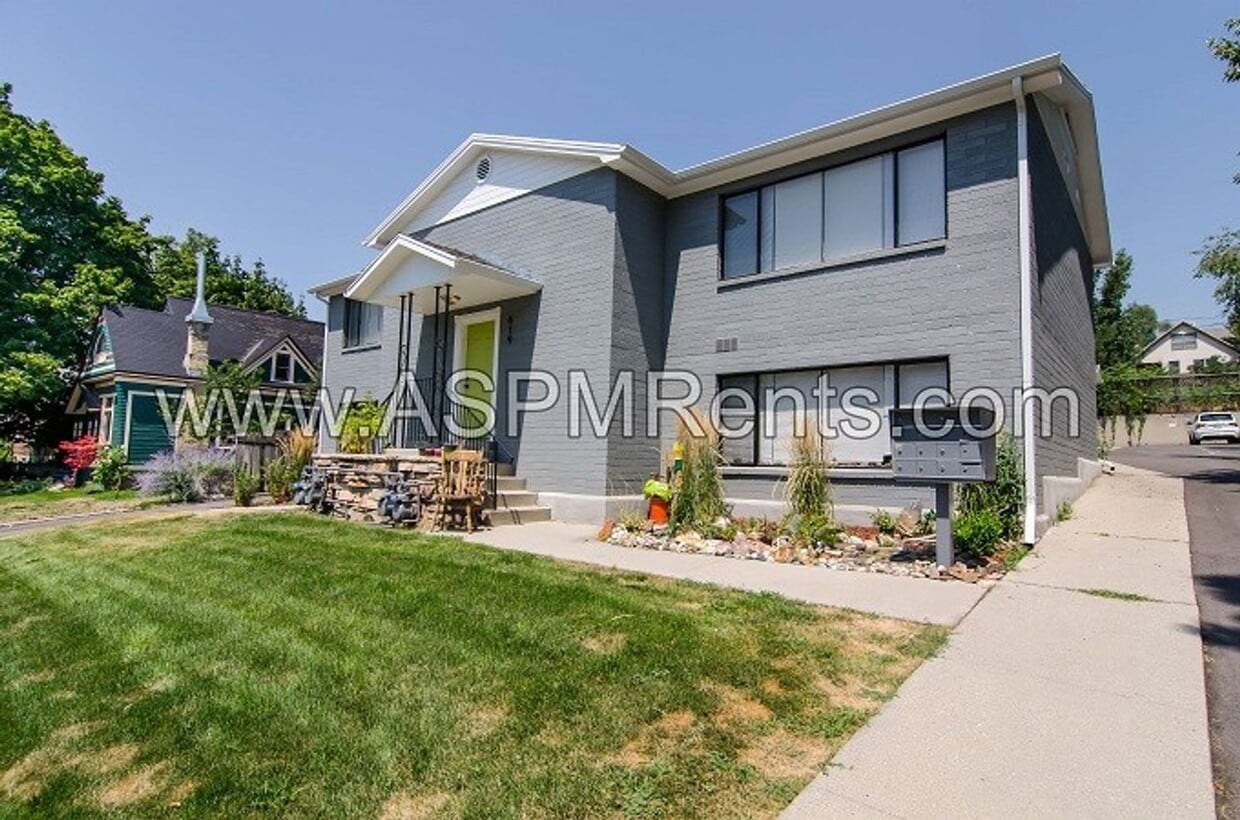 Primary Photo - 623 E 5th Ave