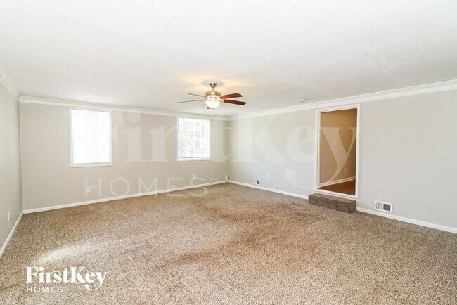 Building Photo - 4162 McClesky Dr
