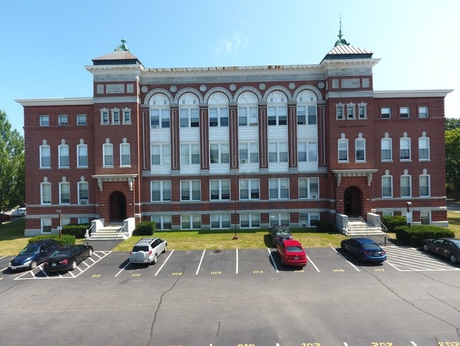 Building front - Jordan School Apartments